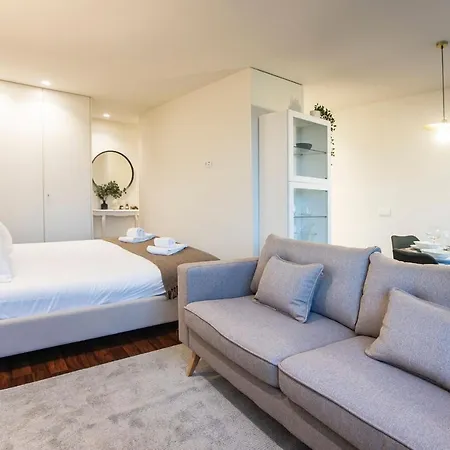 Bombarda 2L - Peaceful Studio In Art District By Lovelystay Apartamento